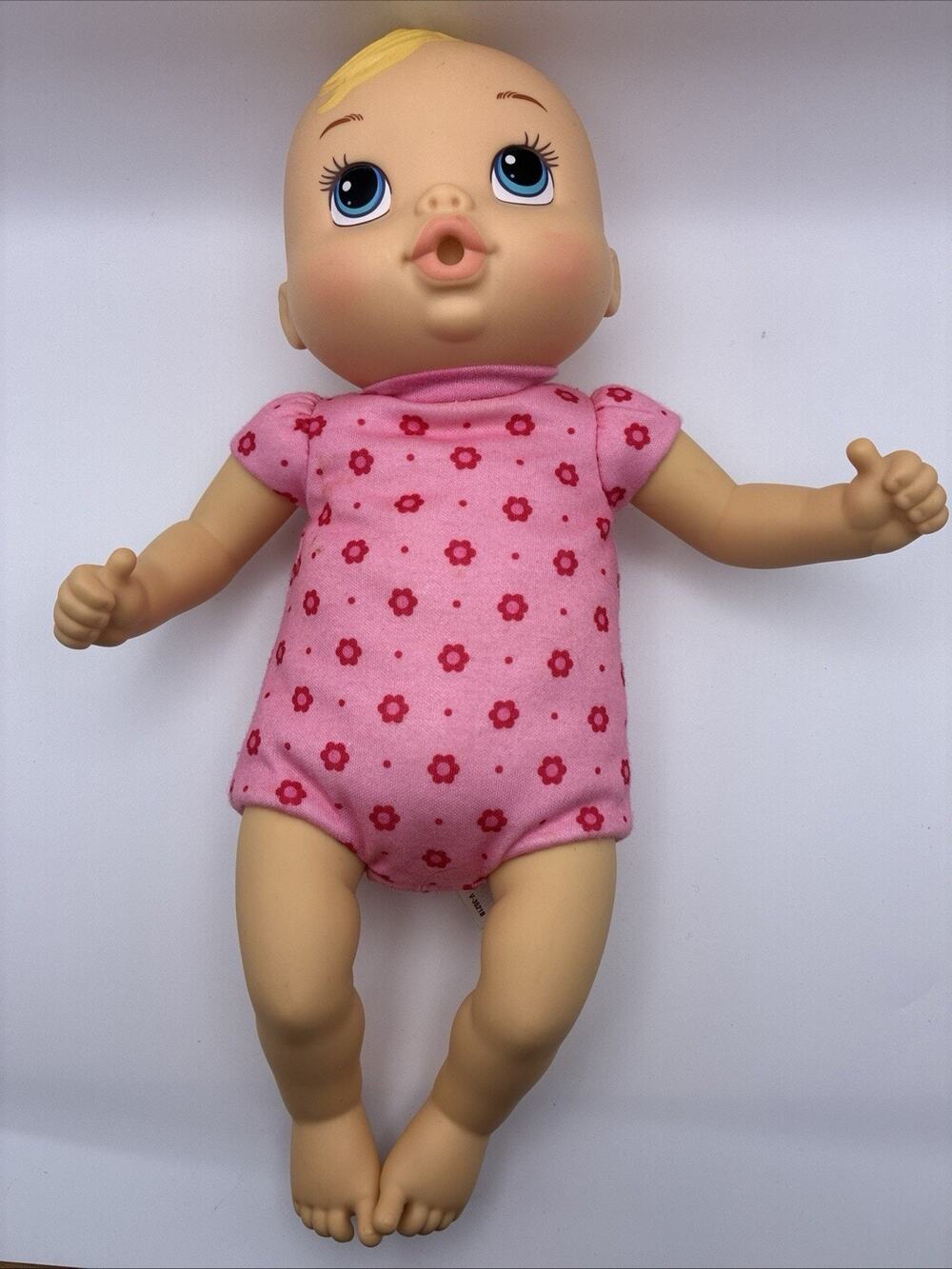Baby Alive Luv N Snuggle Blonde Blue Eyes Doll 12" Thumb Sucking Hasbro Bottle